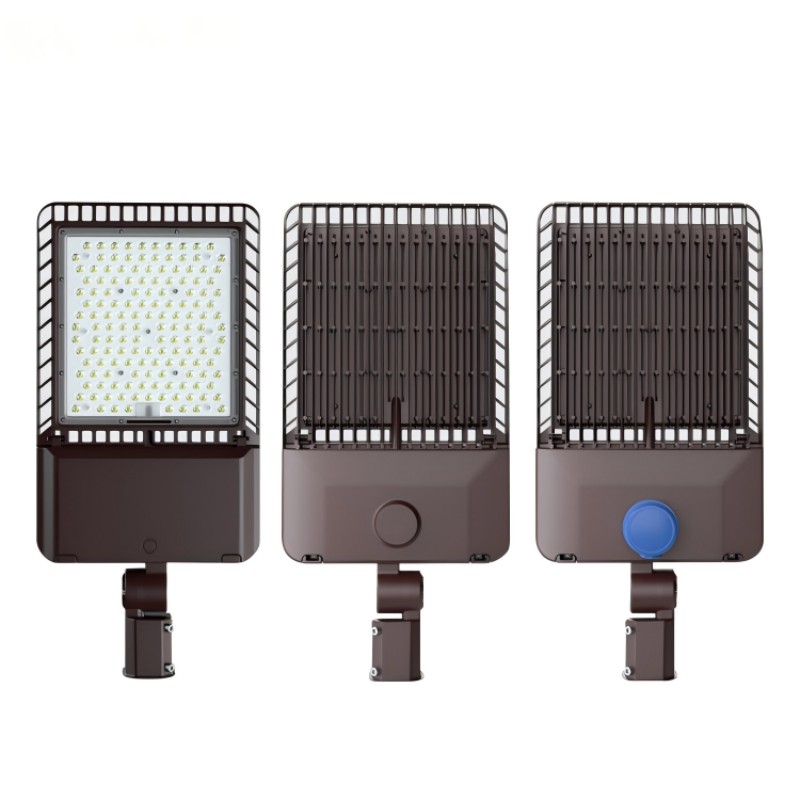 High lumen LED road light